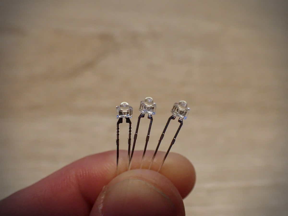 1.8mm LEDs that fit in the kailh switches